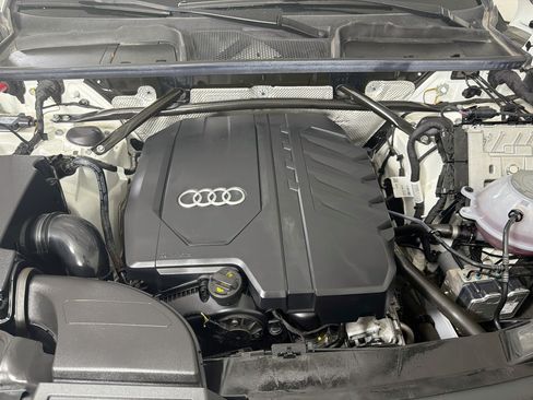 Used 2023 Audi Q5 2.0T Premium w/ Convenience Package AWD/4WD image 33