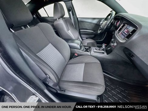 Used 2022 Dodge Charger GT w/ Blacktop Package RWD image 27
