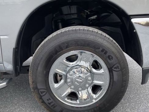 Used 2024 RAM 2500 Big Horn w/ Bed Utility Group image 12