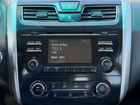 Used 2015 Nissan Altima 2.5 S w/ Special Edition Package image 26