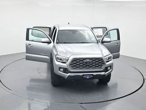 Used 2023 Toyota Tacoma TRD Off-Road w/ Technology Package AWD/4WD image 47
