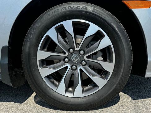 Used 2022 Honda Odyssey EX-L image 13