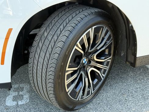 Used 2025 BMW X3 xDrive30i w/ Premium Package image 23