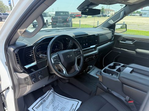 Used 2023 Chevrolet Silverado 1500 RST w/ Protection Package AWD/4WD image 37