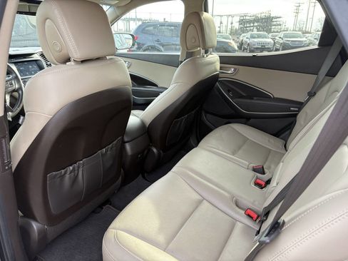 Used 2017 Hyundai Santa Fe Sport image 21