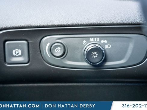 Used 2018 Buick Enclave Premium image 17