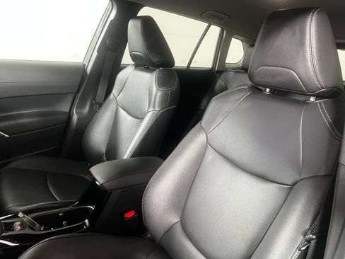 Certified 2023 Toyota Corolla Cross XLE FWD image 16
