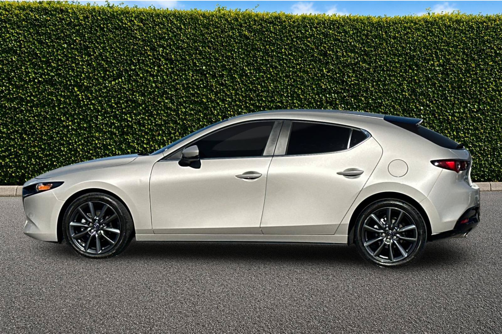 Used 2024 MAZDA MAZDA3 s FWD image 7