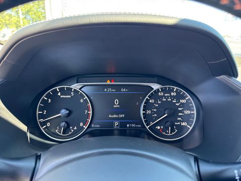 New 2025 Nissan Altima 2.5 SR image 17