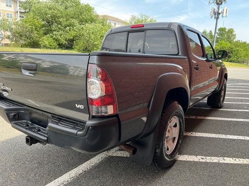 Used 2011 Toyota Tacoma 4x4 Double Cab w/ Towing Pkg image 7