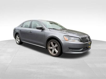 Used 2014 Volkswagen Passat 1.8T SE