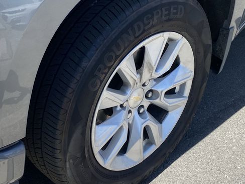 Used 2021 Chevrolet Silverado 1500 Custom w/ LPO, Dark Essentials Package image 3