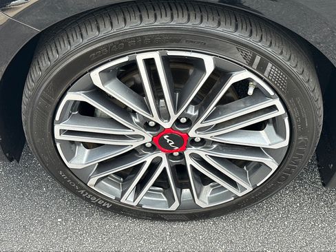 Used 2023 Kia Forte GT w/ GT2 Package FWD image 7