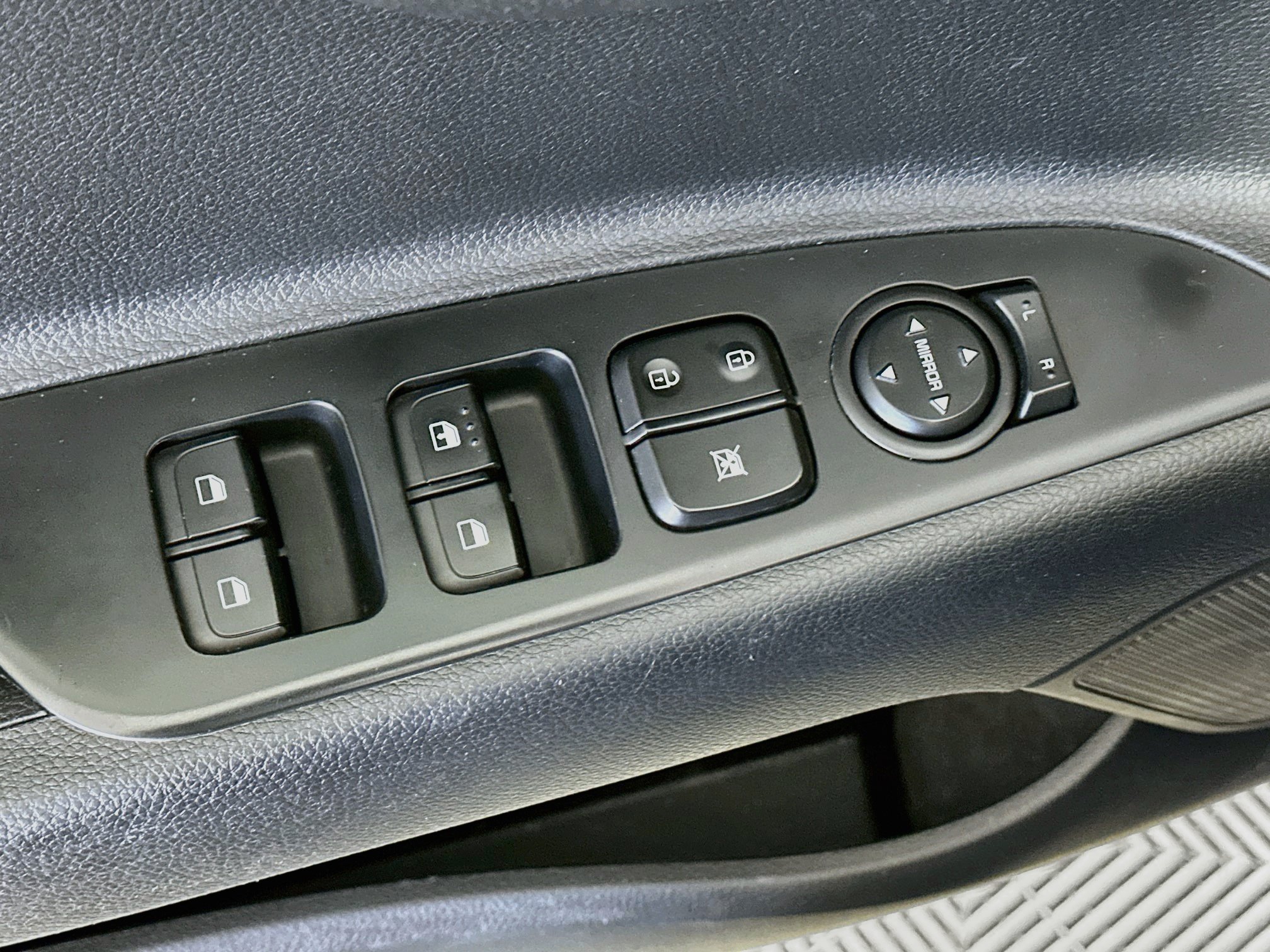 Used 2019 Kia Rio S FWD image 15