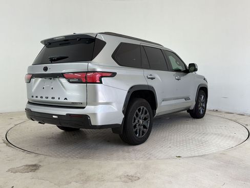 Used 2026 Toyota Sequoia Platinum AWD/4WD image 9
