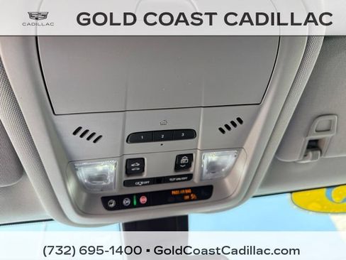 Used 2023 GMC Terrain SLT w/ Tech Package AWD/4WD image 27