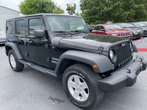 Used 2017 Jeep Wrangler Unlimited Sport w/ Quick Order Package 23S image 2