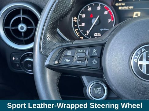 Used 2021 Alfa Romeo Stelvio Ti w/ Nero Edizione image 11