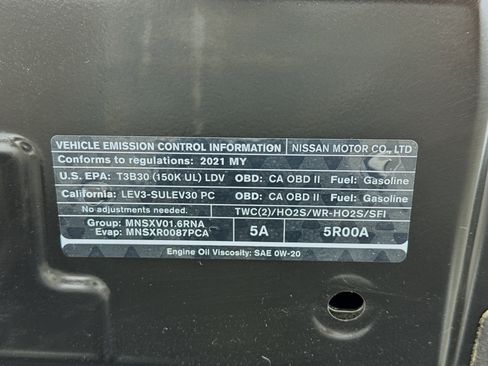 Used 2021 Nissan Versa SV FWD image 19