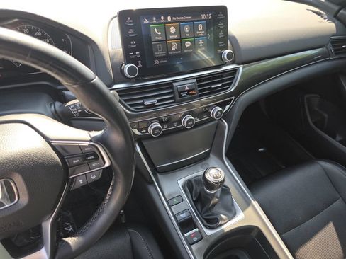 Used 2018 Honda Accord Sport image 20