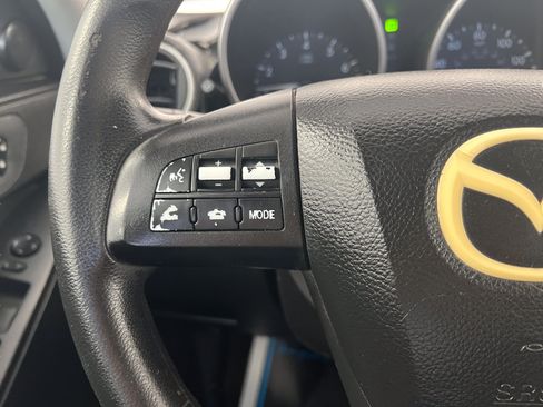 Used 2010 MAZDA MAZDA3 i Touring FWD image 23