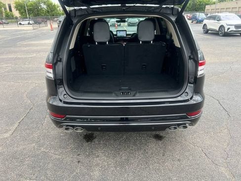 Certified 2024 Lincoln Aviator Reserve w/ Equipment Group 201A AWD/4WD image 28