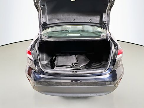 Used 2024 Toyota Corolla LE image 33