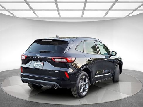 Used 2024 Ford Escape ST-Line w/ Equipment Group 301A image 3