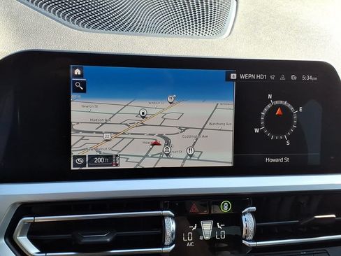Used 2019 BMW 330i xDrive Sedan w/ Convenience Package AWD/4WD image 18