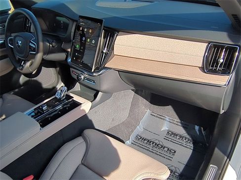 New 2026 Volvo XC90 B6 Ultra w/ Protection Package Premier image 20