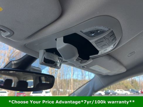 Certified 2023 Chrysler Pacifica Touring-L image 76