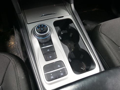 Certified 2022 Ford Explorer XLT image 25