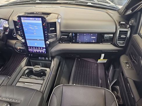 New 2026 RAM 3500 Limited image 32