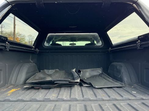 Used 2005 Chevrolet Silverado 2500 LS RWD image 11