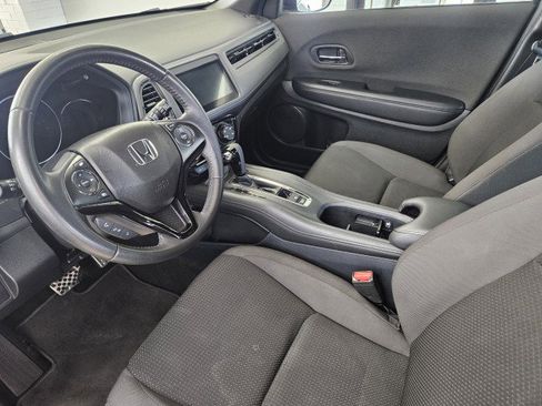 Used 2023 Honda HR-V LX image 8
