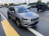 Used 2020 Jeep Cherokee Limited image 2