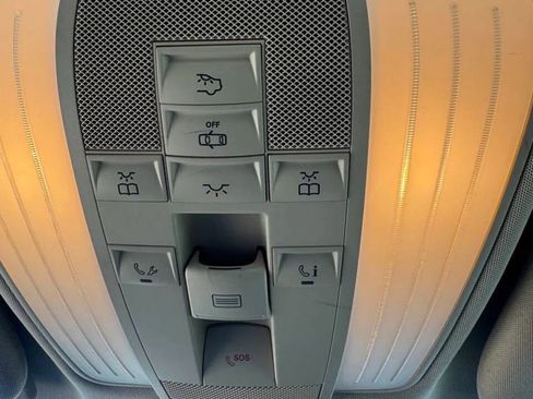 Used 2010 Mercedes-Benz E 350 4MATIC Sedan image 13