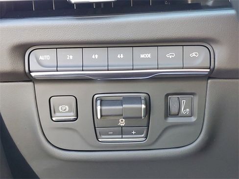 New 2025 Cadillac Escalade Sport w/ Touring Package image 23