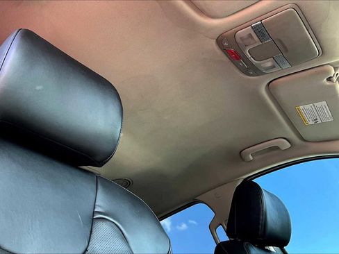 Used 2023 Kia Telluride LX image 23