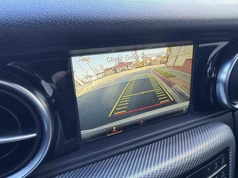 Used 2019 Mercedes-Benz SLC 300 Roadster image 26