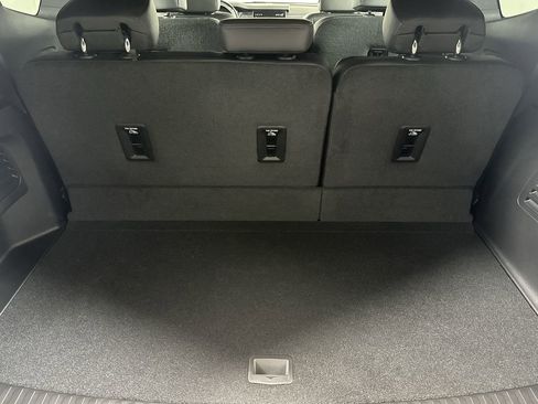 New 2025 GMC Acadia Denali w/ Super Cruise Package image 16