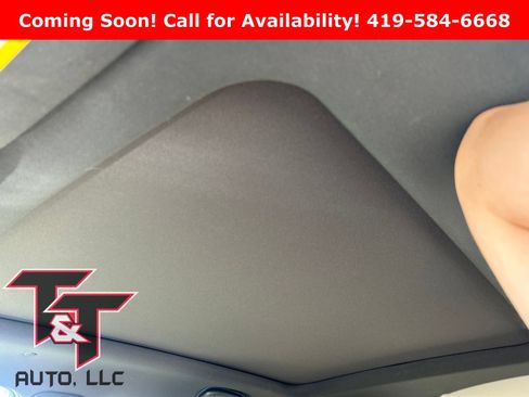 Used 2017 Cadillac XT5 Luxury w/ Driver Awareness Package AWD/4WD image 15