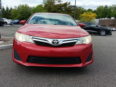 Used 2014 Toyota Camry LE FWD image 7