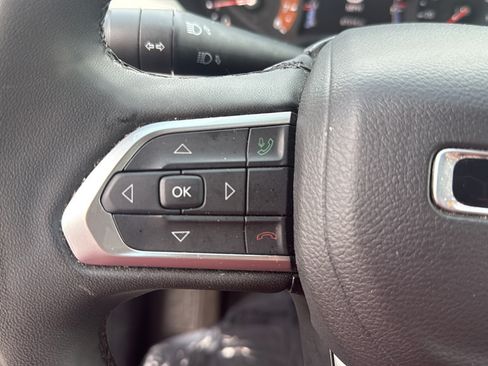 Used 2025 Jeep Compass Limited AWD/4WD image 26