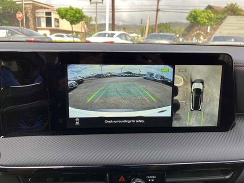 New 2026 Nissan Kicks SR FWD image 7