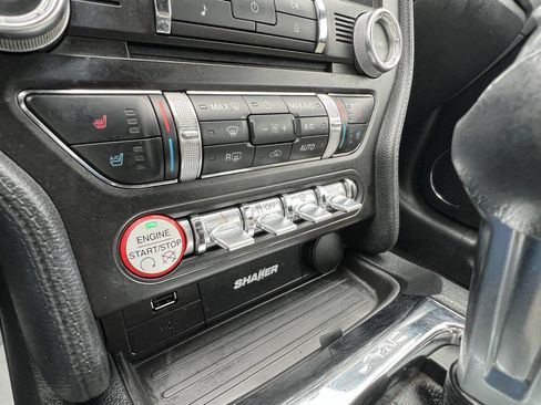 Used 2016 Ford Mustang Premium image 37