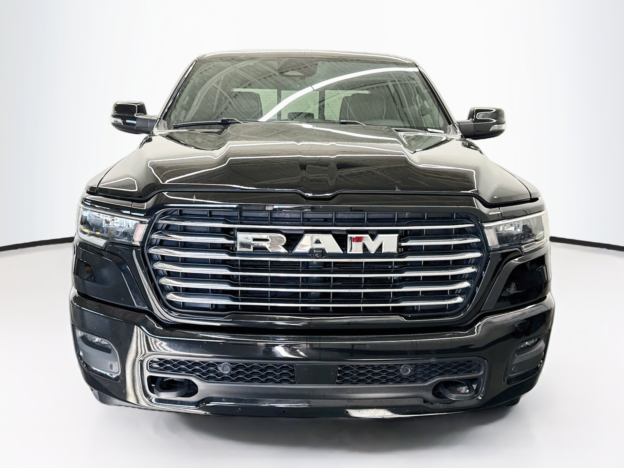 Used 2025 RAM 1500 Laramie w/ Laramie Southwest Edition AWD/4WD image 2
