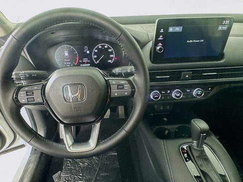 New 2026 Honda HR-V EX-L image 16