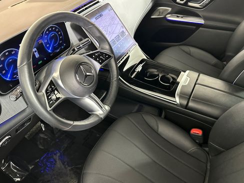 Used 2023 Mercedes-Benz EQE 350+ SUV image 9