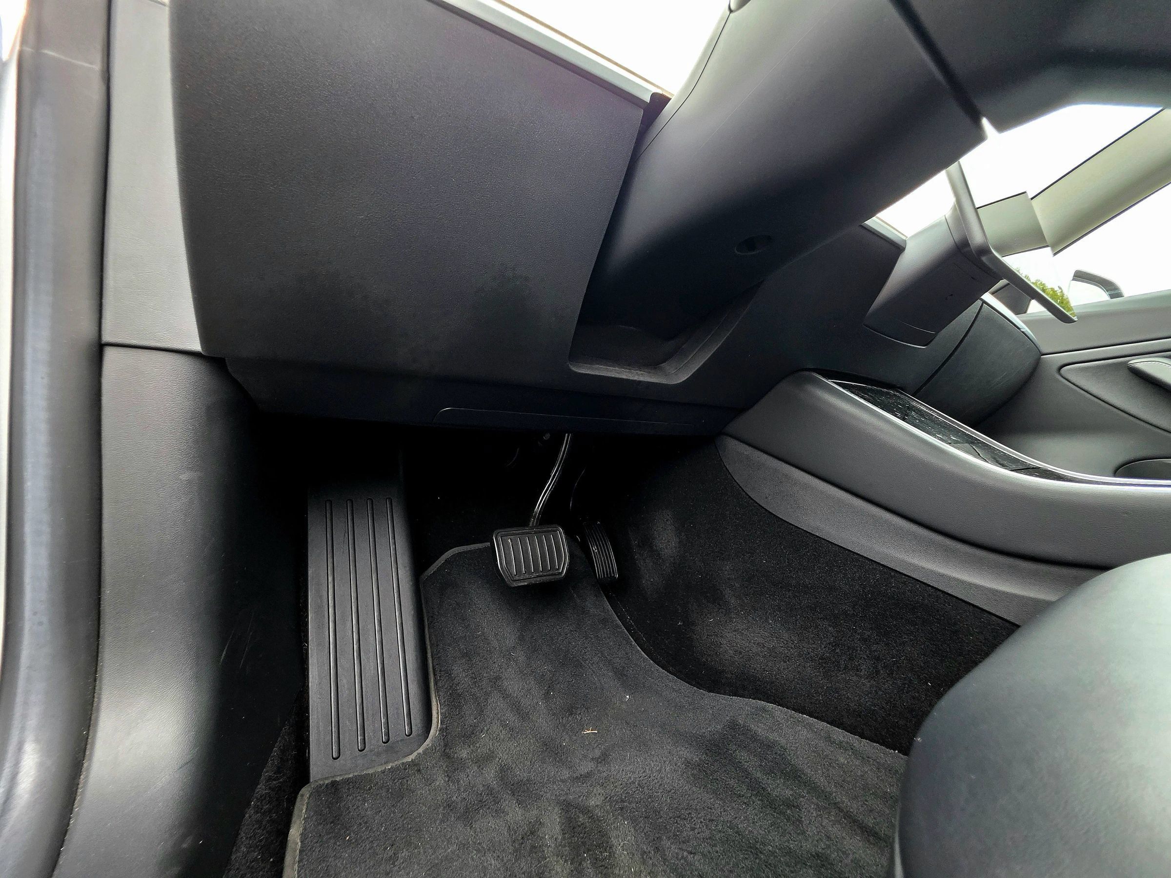 Used 2018 Tesla Model 3 Long Range RWD image 44